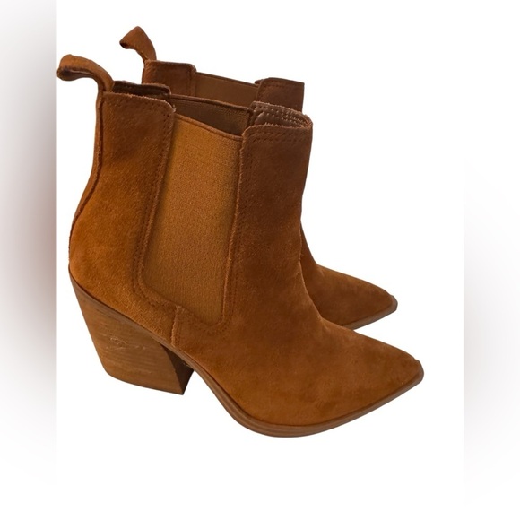 Steve Madden Shoes - Steve Madden Brown Suede Ankle Booties